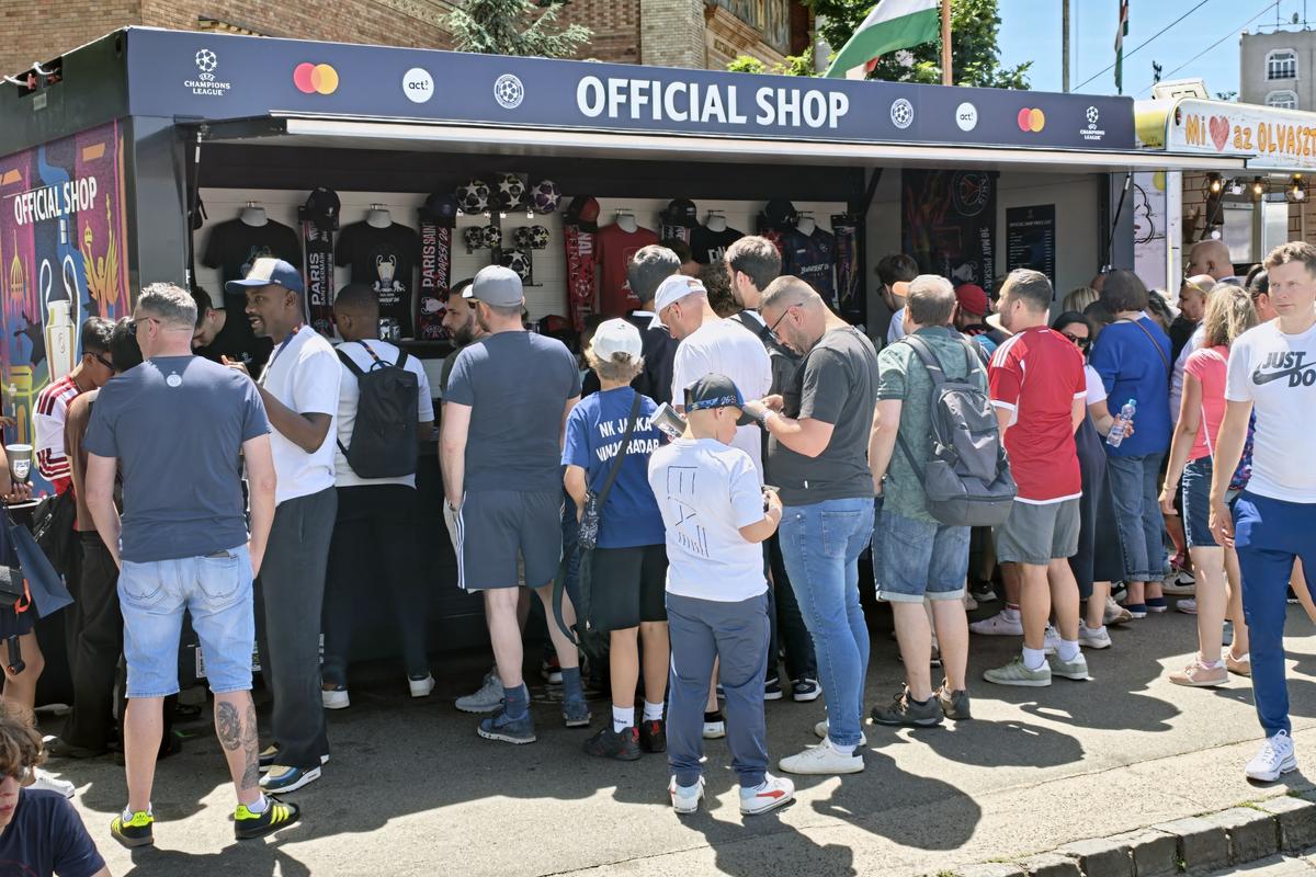 Imagini din fanzone-ul din Budapesta