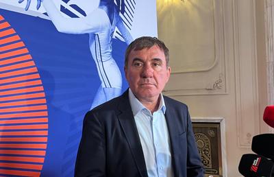 În timpul derby-ului Dinamo - FCSB, selecționerul Gică Hagi a ales să participe la alt eveniment din București