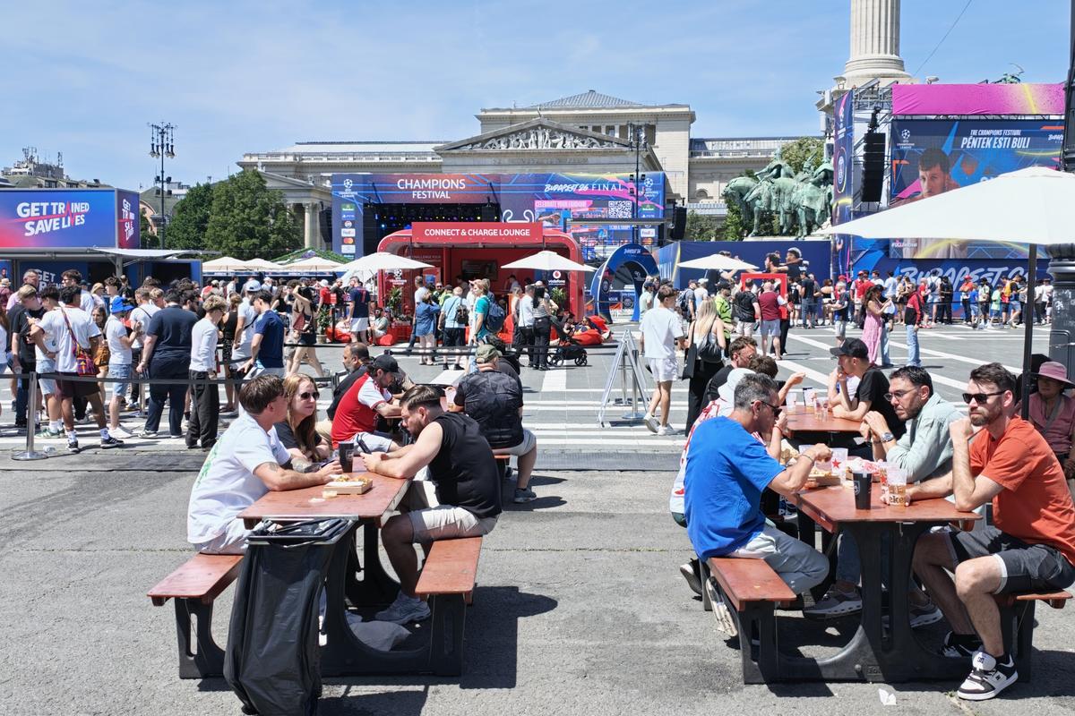 Imagini din fanzone-ul din Budapesta