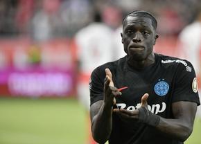 Dawa a lovit exact când intra Peluza Cătălin Hîldan » Execuție neobișnuită pentru 0-1 în Dinamo - FCSB