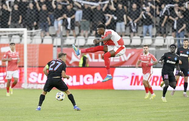 I-au anunțat plecarea chiar înainte de Dinamo - FCSB: „Hai să-l aplaudăm cu toții”