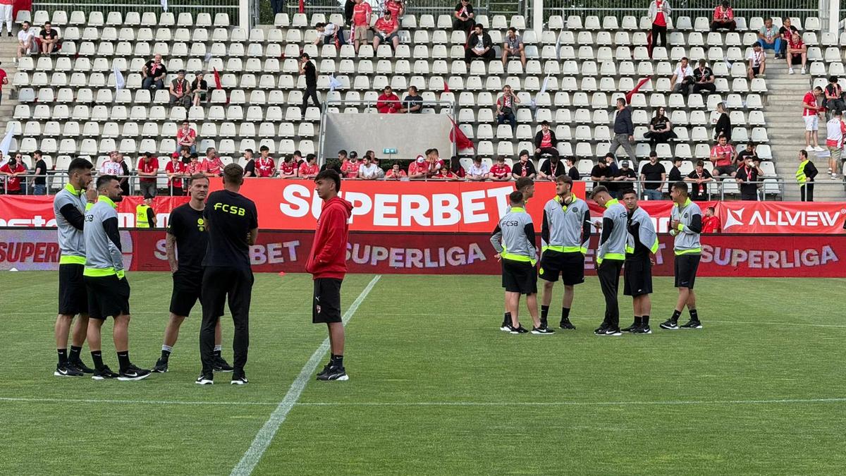 Dinamo - FCSB, finala pentru Conference League » Echipele de start + Imagini și informații de la stadion