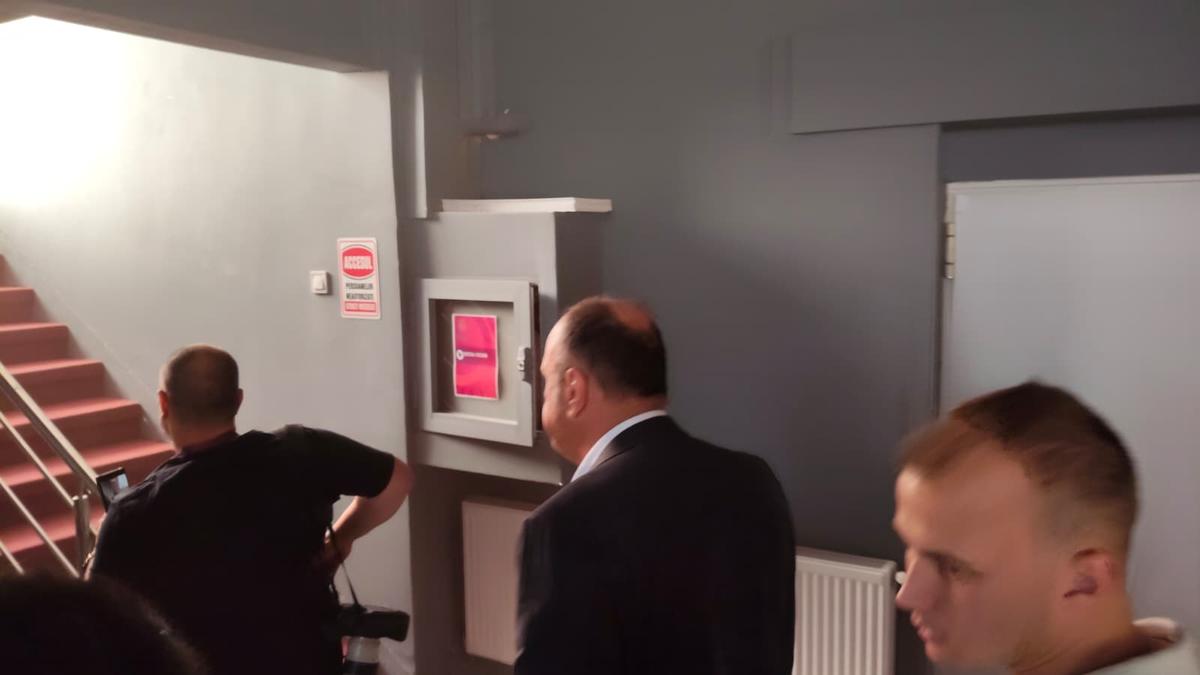 „Sunt bogat, am doi Danieli!” » Dan Șucu l-a prezentat oficial pe Pancu la Rapid, într-o seară marcată de protestul galeriei