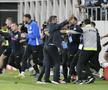 Imagini de la finalul meciului Dinamo - FCSB