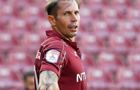 CFR CLUJ - CRAIOVA 2-3. Dan Petrescu, dezvăluiri din vestiar: „Sunt probleme interne la club! Craiova e acum favorită la titlu”