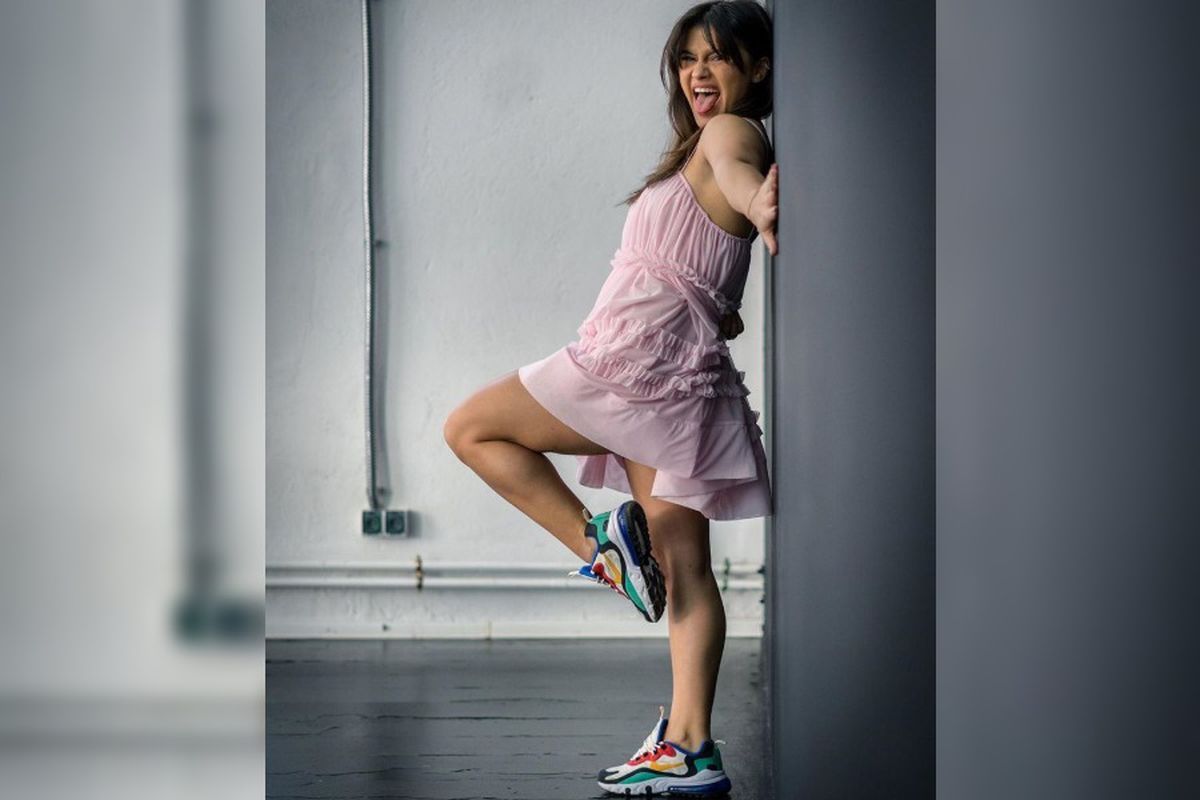 FOTO Diana Bulimar face șpagatul pe plajă cu Giani Kiriță » Imagini inedite cu gimnasta