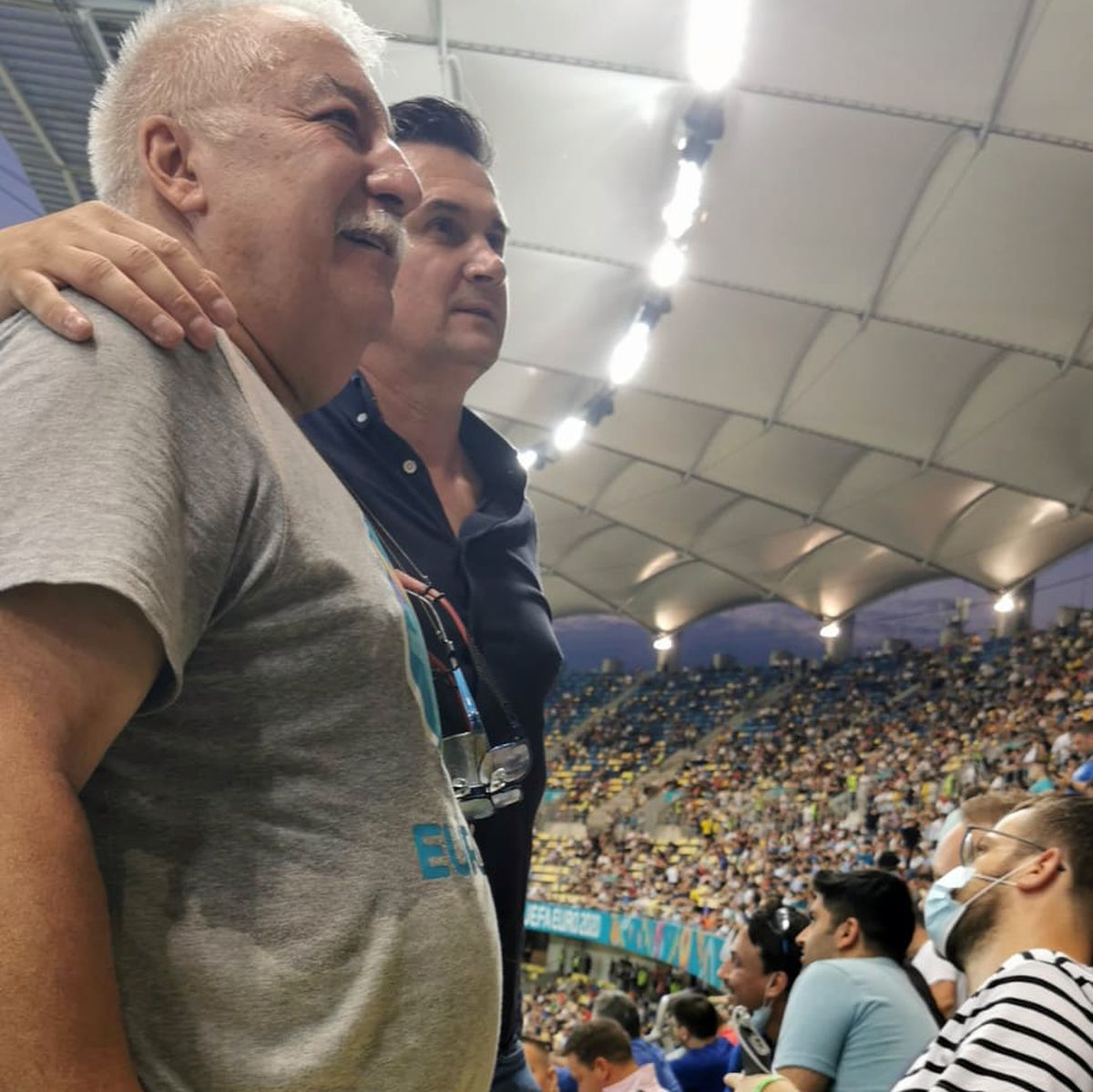 Imagini geniale surprinse de GSP pe Arena Națională: Gică Popescu, tot la tribuna a doua și la Franța - Elveția