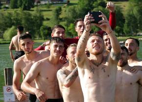 Vederi din Kaprun » Echipa Gazetei s-a „infiltrat” în cantonamentul lui Sepsi din Austria. Bogdan Mitrea, în rol de fotograf