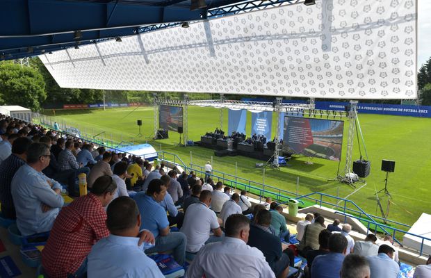 Ode conducătorului iubit » Burleanu, lăudat fără oprire la Adunarea Generală a FRF: „Ne-a conectat la specialiști din cadrul UEFA și FIFA”