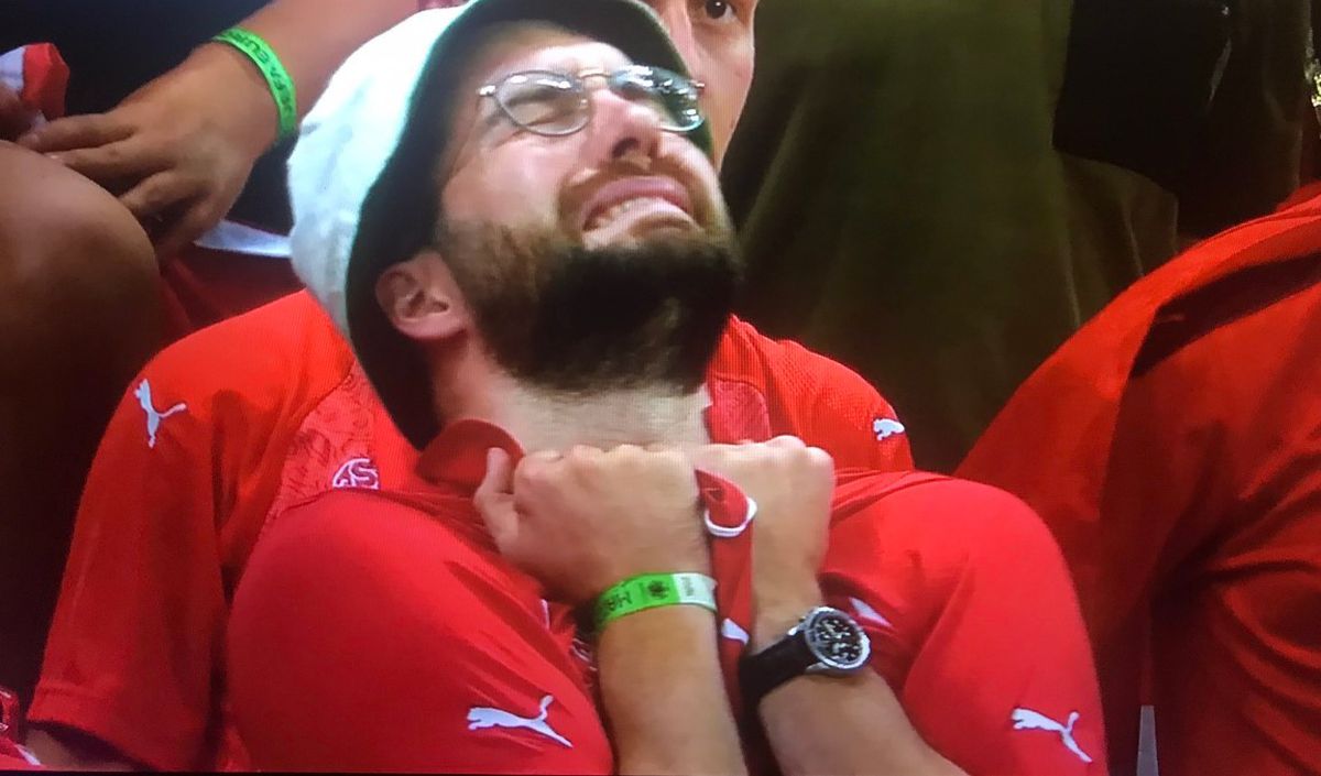 Fanul de pe Arena Națională care a devenit viral » De la agonie la extaz în câteva secunde