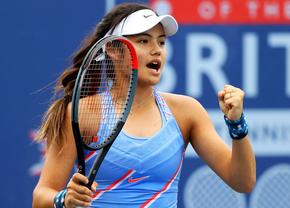 Emma Răducanu, marea speranță a tenisului britanic, debutează azi la Wimbledon: tatăl e român, mama chinezoaică, ea se inspiră de la Halep!