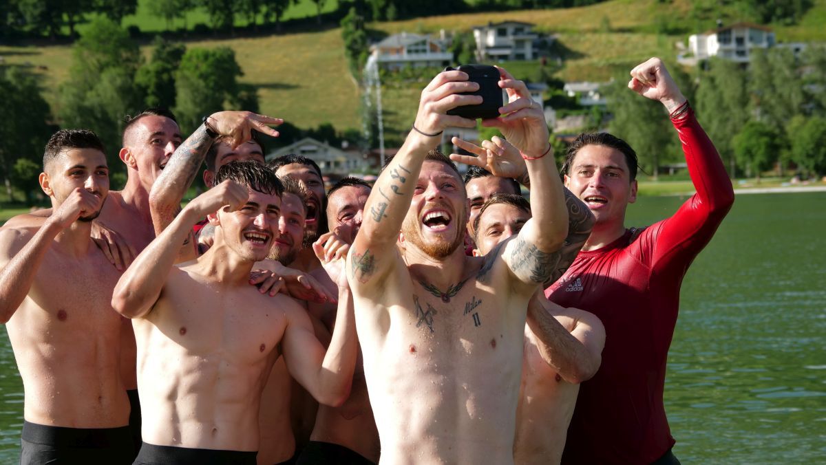 Vederi din Kaprun » Echipa Gazetei s-a „infiltrat” în cantonamentul lui Sepsi din Austria. Bogdan Mitrea, în rol de fotograf