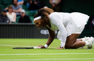 Serena Williams a abandonat în primul meci de la Wimbledon! Imagini dureroase: s-a prăbușit în genunchi și a început să plângă