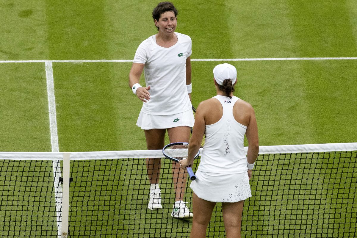 „Cred că e mândră de mine!” » Scene emoționante: Carla Suarez Navarro și-a luat adio de la Wimbledon, sub privirile mamei sale. Iberica a cedat la conferință