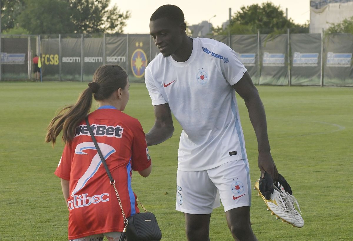 Imbatabil în dueluri, sigur cu mingea la picior » Dawa, prestație pozitivă la debutul pentru FCSB