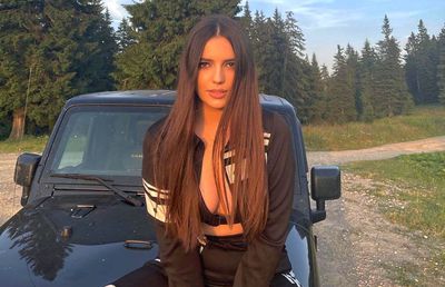 Cine e iubita lui Radu Drăgușin » Numărul pe care fundașul îl poartă pe tricou are legătură cu relația lor: „Sunt atât de mândră de tine”