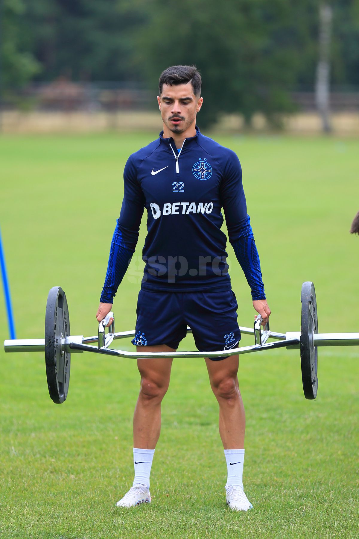 Noul transfer de la FCSB ajunge sâmbătă în cantonament