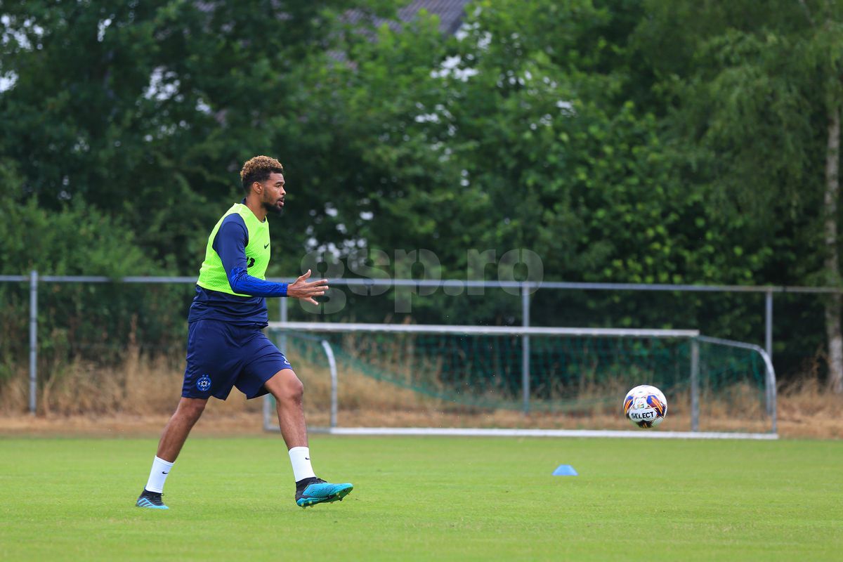 Noul transfer de la FCSB ajunge sâmbătă în cantonament