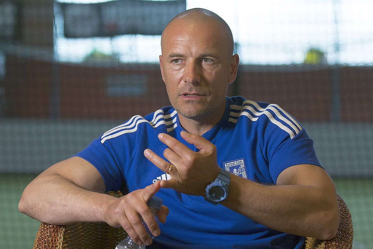 Omul acuzat că lucrează antrenorii la FCU Craiova rupe tăcerea într-un interviu exploziv: „Mititelu ar fi nebun să țină un informator într-un post important?”+ explică „scandalul” cu Janeiro și spune ce l-ar face să plece imediat