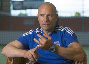 Omul acuzat că lucrează antrenorii la FCU Craiova rupe tăcerea într-un interviu exploziv: „Mititelu ar fi nebun să țină un informator într-un post important?”+ explică „scandalul” cu Janeiro și spune ce l-ar face să plece imediat