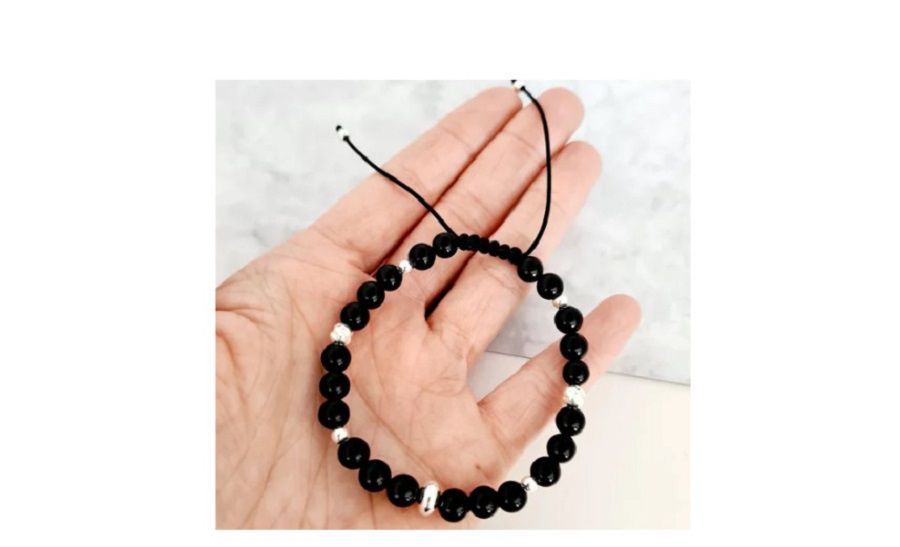 Alegerea brățărilor potrivite pentru bărbați la un eveniment elegant