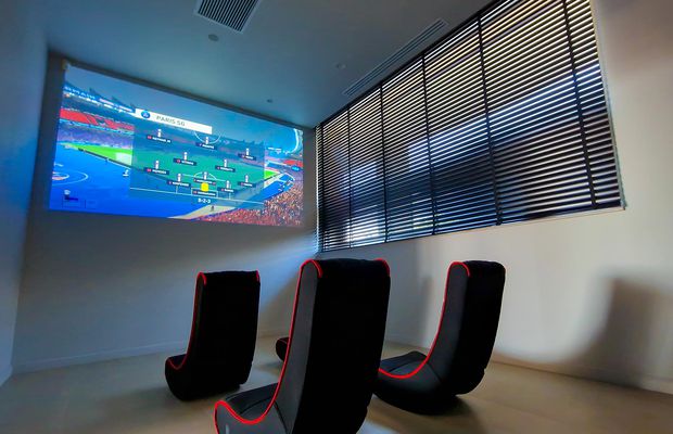 Cum ar fi ca în vacanță să ai o cameră de gaming?