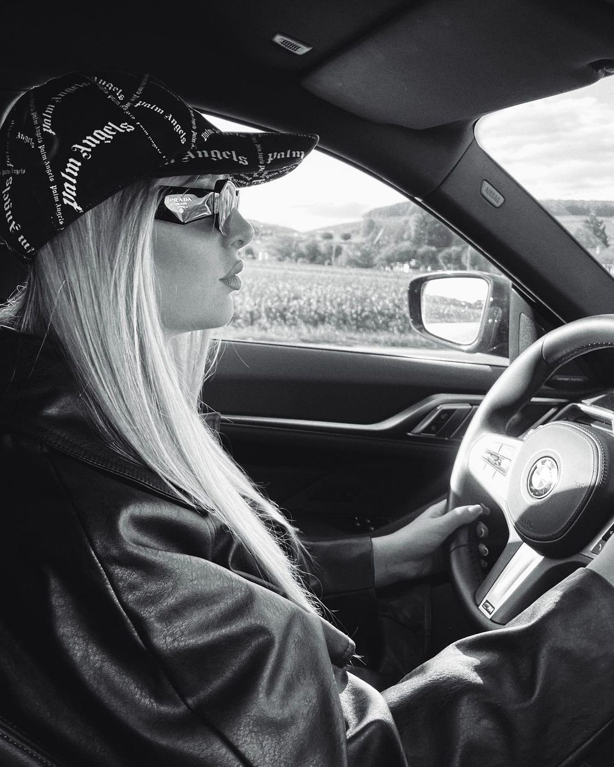 Cine este surpriza pregătită de Edi Iordănescu pentru amicalele din această lună » Soție franțuzoaică, are dublă cetățenie si e pasionat de golf