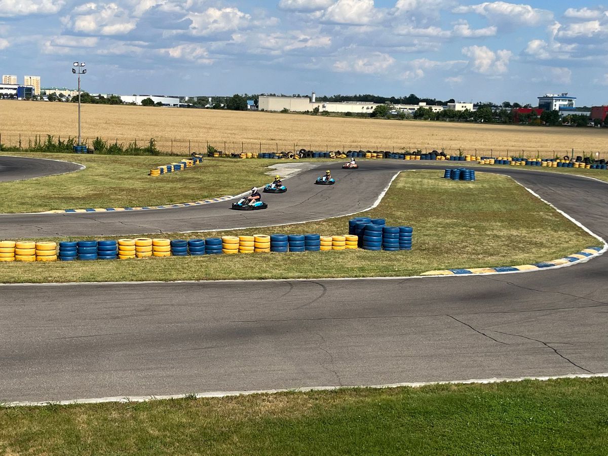 Naționala României de rugby la karting