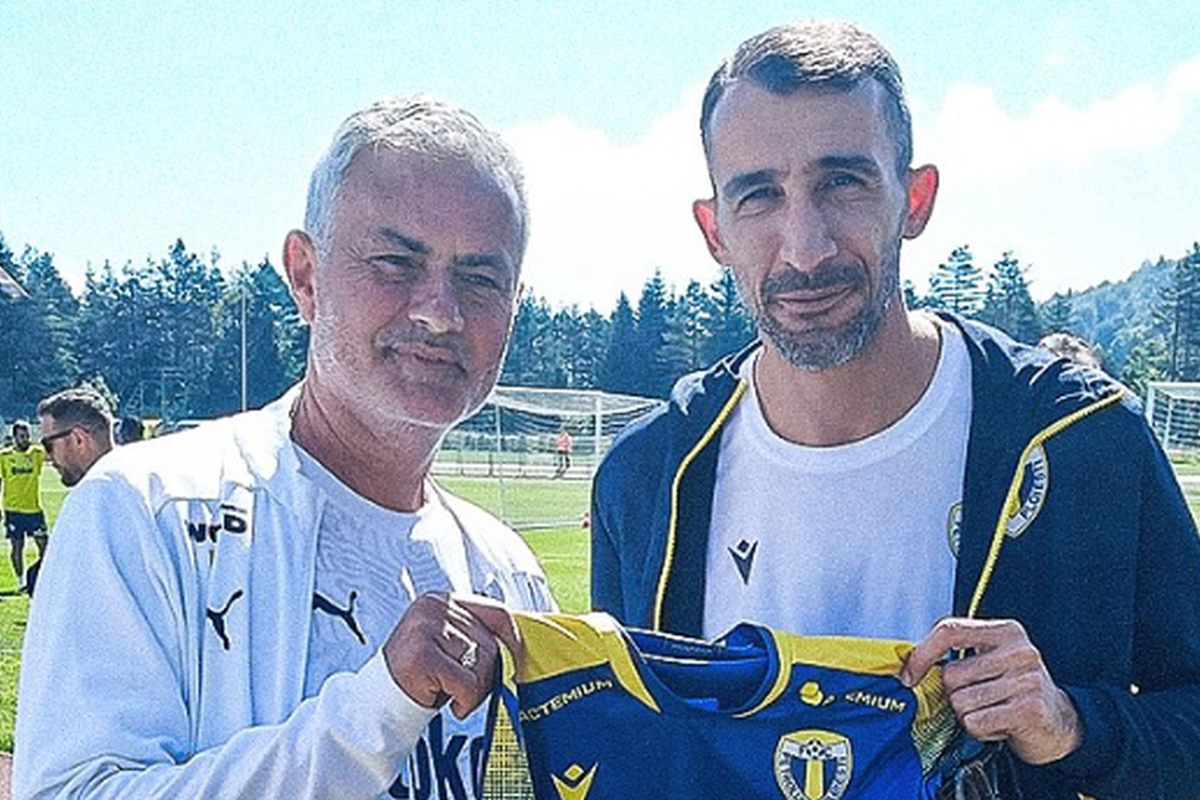 Mourinho și Dzeko au întors Petrolul » Amical de gală în Turcia, la debutul portughezului pe banca lui Fenerbahce