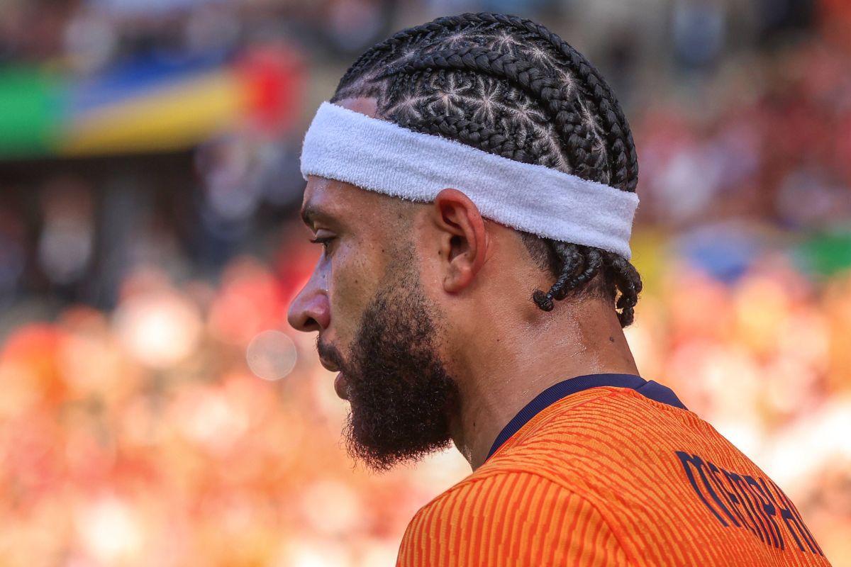 Îl mai recunoști? Memphis Depay și-a schimbat total look-ul înaintea disputei cu România de la Euro 2024: „Și prietenei mele îi place!”