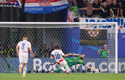 Elveția - Italia „miroase” a lovituri de departajare. Yann Sommer vs Gianluigi Donnarumma, duelul specialiștilor