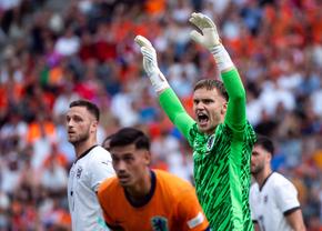 Olandezii suflă și-n iaurt! Au studiat atent un fotbalist al României » Strategie specială pentru a-l bloca