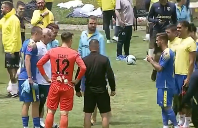 Jucătorii Petrolului, bătaie pe poze cu Jose Mourinho » Ce s-a întâmplat la finalul amicalului cu Fenerbahce