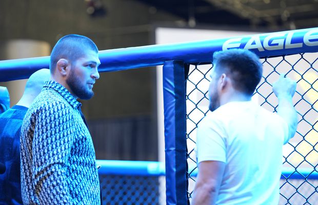 Forțele de securitate ale Rusiei au descins la sala deținută de Khabib Nurmagomedov, urmare a atentatului terorist din Daghestan » Reacția legendei din UFC
