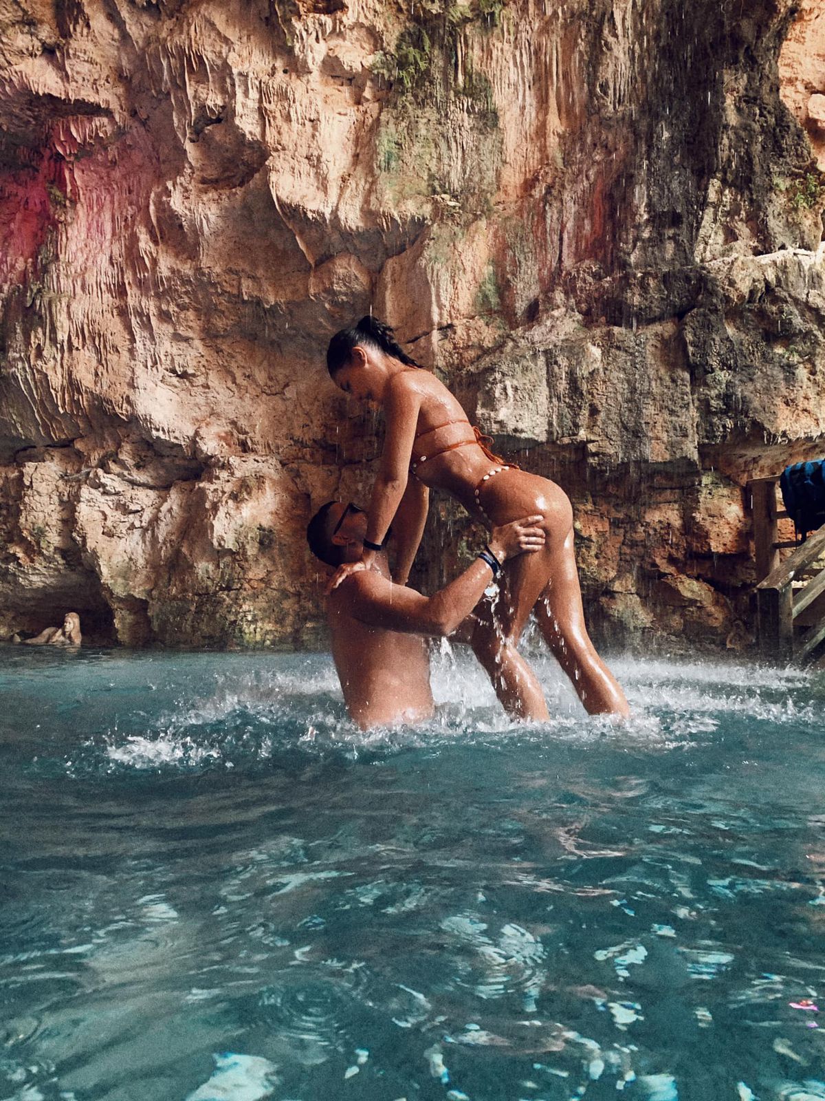 FOTO Deea, sora lui George Pușcaș