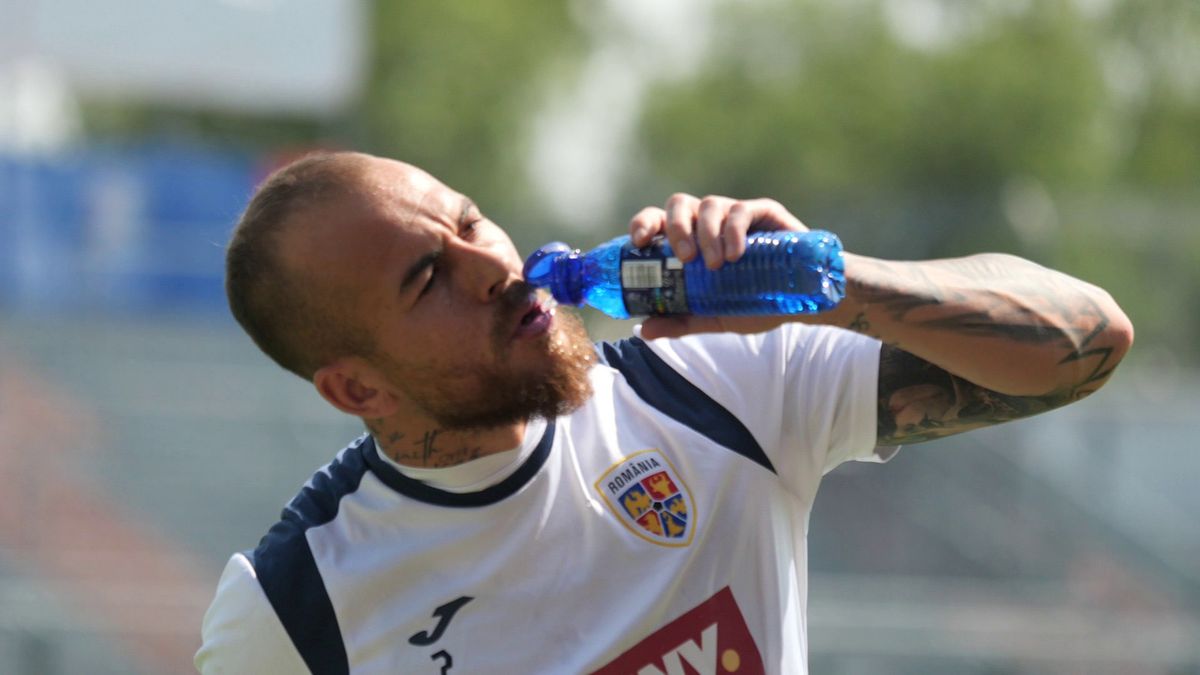 Olandezii sunt impresionați de povestea unui „tricolor”: „A lucrat la fabrică, iar acum e cel mai bun la Campionatul European!”