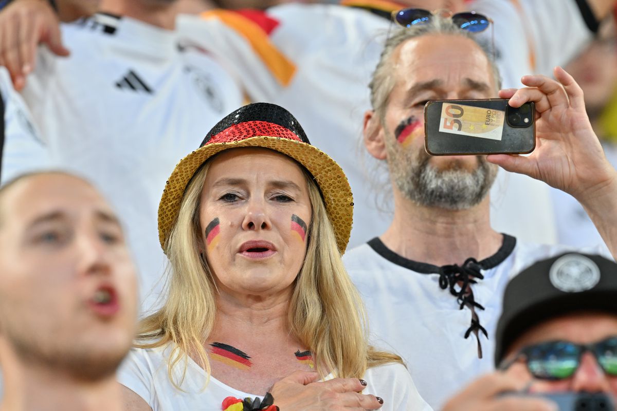 „Am imaginile!” » Furtună și DUPĂ Germania - Danemarca: „Ăsta nu e fotbal! Reguli ridicole”