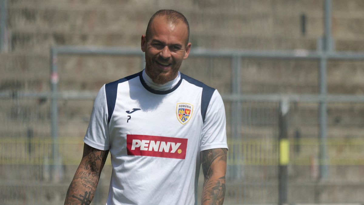 Olandezii sunt impresionați de povestea unui „tricolor”: „A lucrat la fabrică, iar acum e cel mai bun la Campionatul European!”