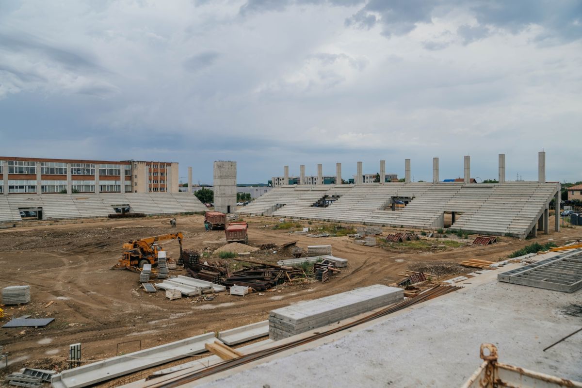 Stadionul finanțat din bugetul local prinde contur » Dominic Fritz: „60% din lucrări sunt gata!”