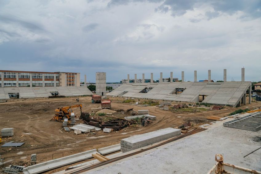 FOTO Stadionul finanțat din bugetul local prinde contur » Dominic Fritz: „60% din lucrări sunt gata!”