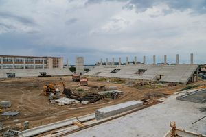 Stadionul finanțat din bugetul local prinde contur » Edilul jubilează: „60% din lucrări sunt gata!”