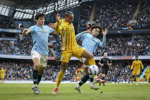 Lovitură de teatru în Premier League! Brazilianul curtat insistent de Newcastle ajunge pe Stamford Bridge