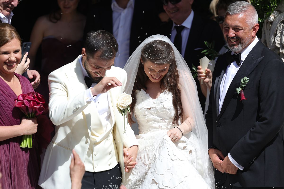 Imagini după cununia religioasă a Kirei Hagi cu Thomas Ferfelis