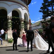 Kira Hagi a ajuns la biserica pentru slujba religioasa. Foto Ionuț Iordache (GSP.RO)