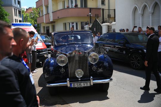 Kira Hagi a ajuns la biserica pentru slujba religioasa. Foto Ionuț Iordache (GSP.RO)