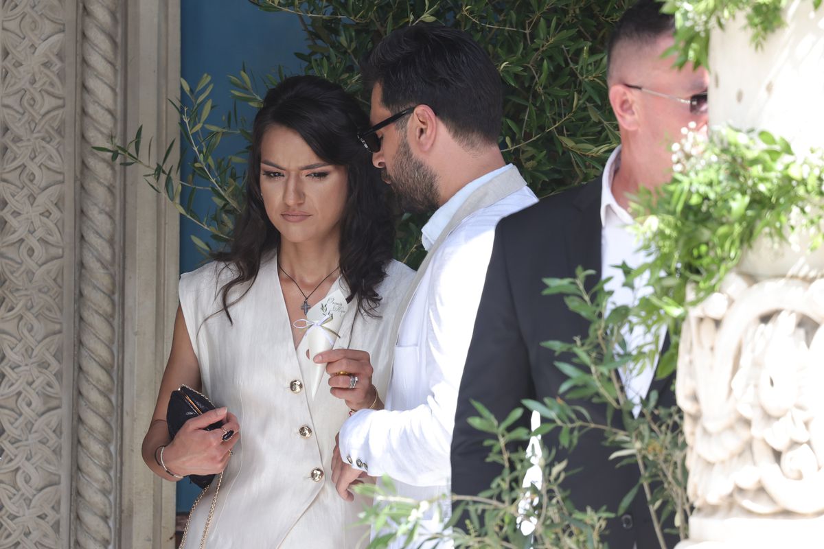 Imagini după cununia religioasă a Kirei Hagi cu Thomas Ferfelis