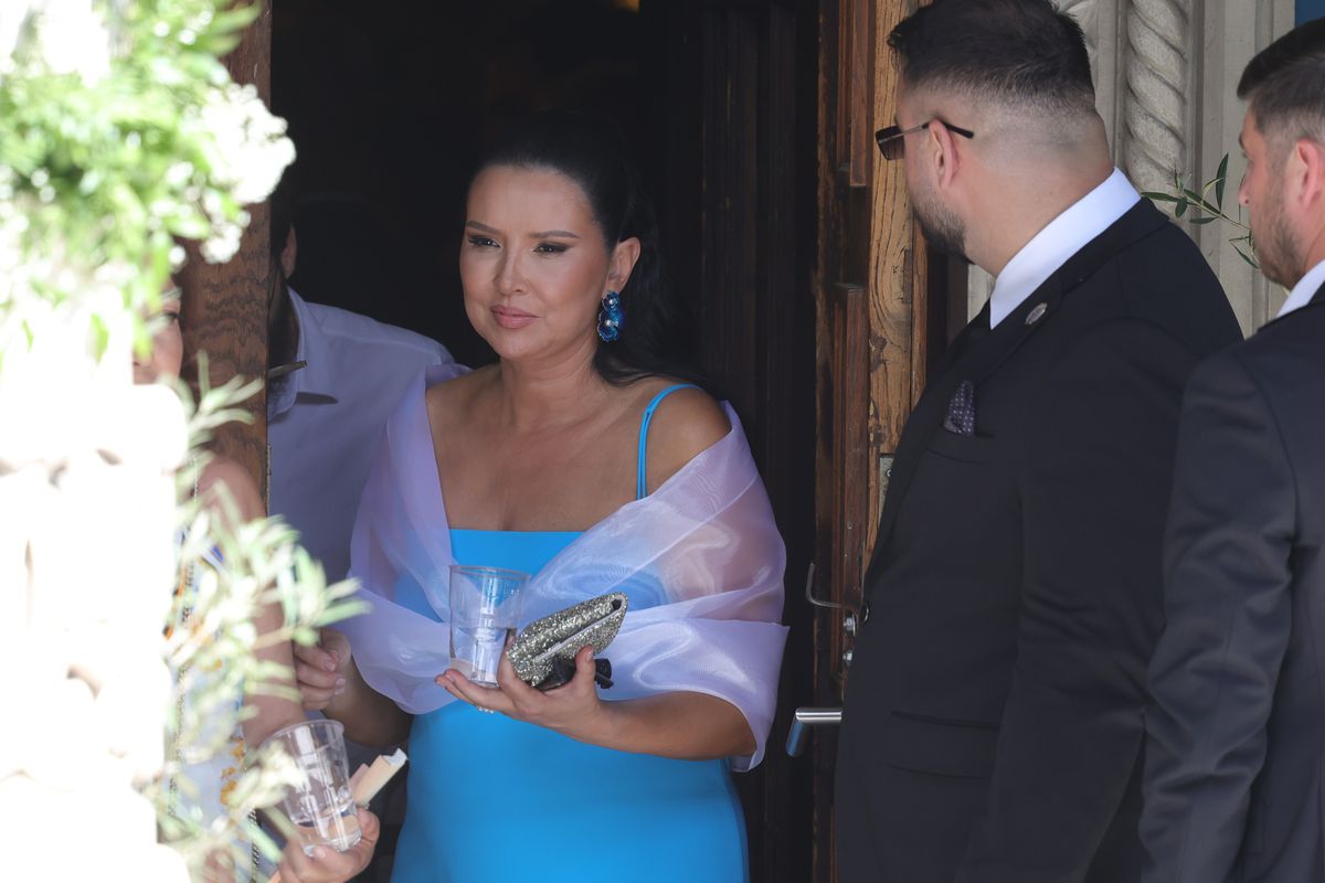 Imagini după cununia religioasă a Kirei Hagi cu Thomas Ferfelis