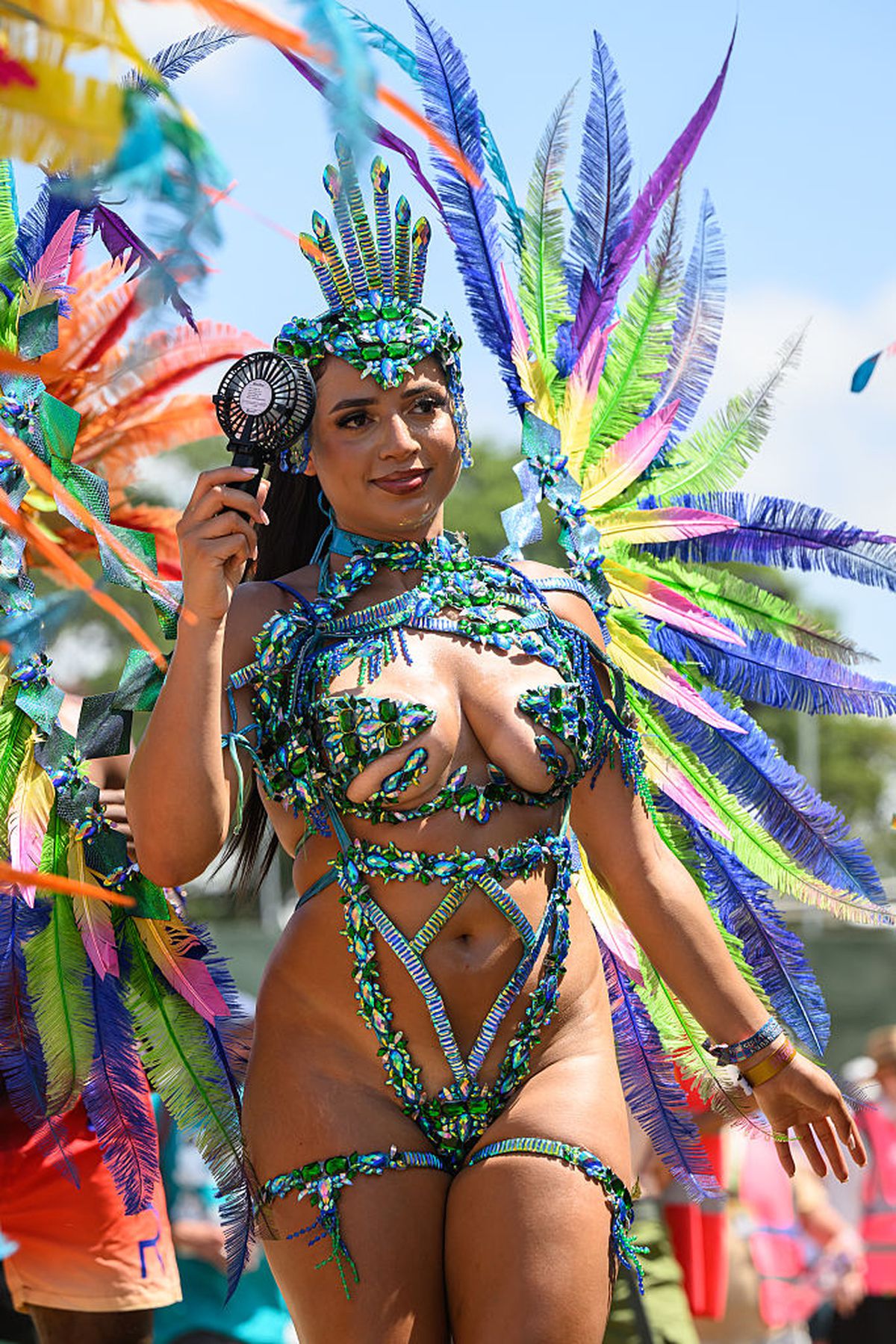 Glastonbury, festivalul favorit al lui Jamie Carragher, plin de controverse în 2025 » Peste 200.000 de participanți: sute de steaguri ale Palestinei, femei în costume provocatoare și un mesaj scandalos