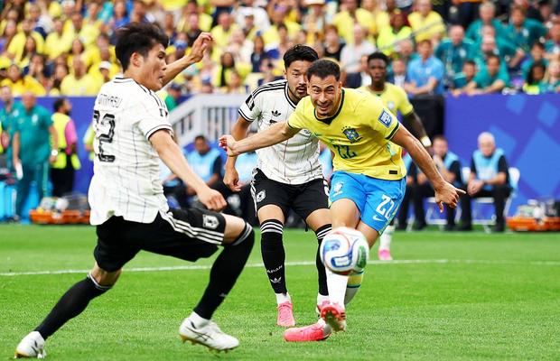 Raul Rusescu, uluit de ce a făcut brazilianul în prelungiri: „Pfff! Incredibil, incredibil așa ceva!”