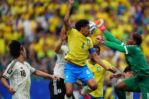 Brazilia - Japonia, în șaisprezecimile de la Campionatul Mondial » Nebunie totală! Golul victoriei în minutul 90+5